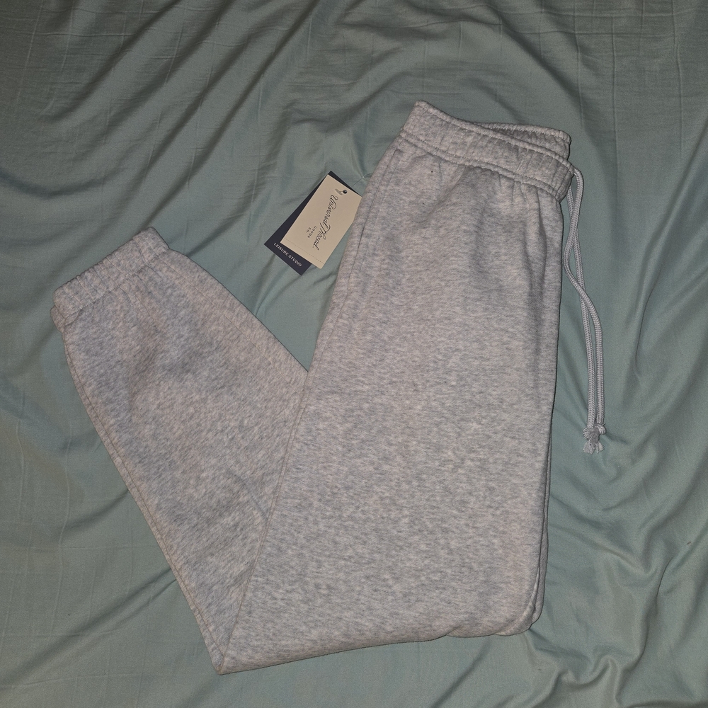 Universal Thread Light Gray Joggers